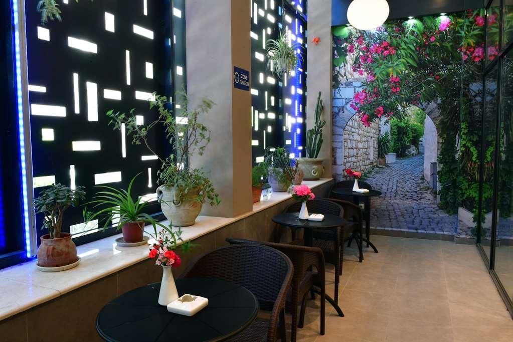 Tulip Inn Naya Algiers Restaurant billede